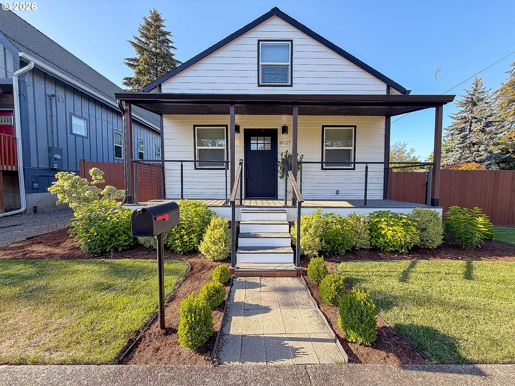 10027 Se KNIGHT St, Portland, OR 97266