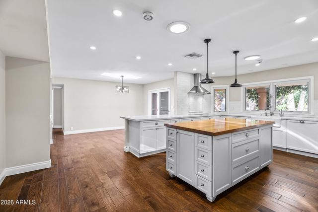 5134 E BERYL Avenue, Paradise Valley, AZ 85253