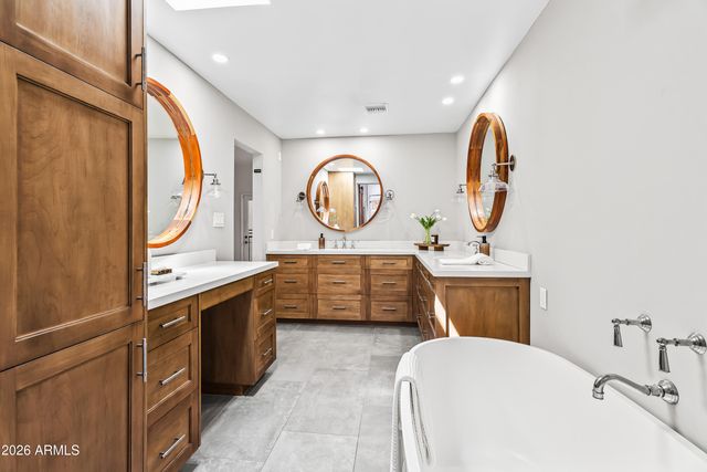 5134 E BERYL Avenue, Paradise Valley, AZ 85253