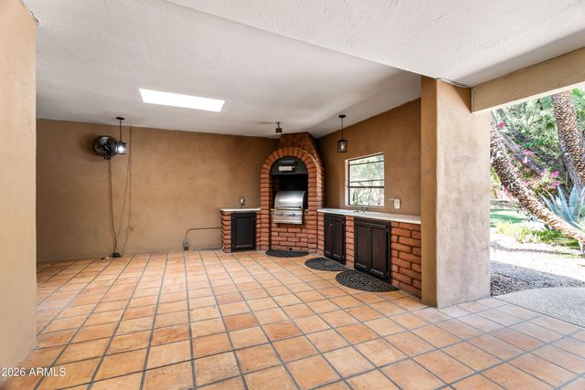 5134 E BERYL Avenue, Paradise Valley, AZ 85253