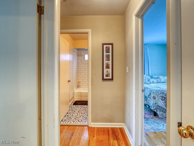 22370 Bartlett Drive, Rocky River, OH 44116