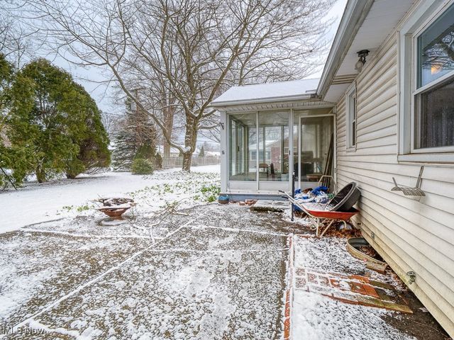 22370 Bartlett Drive, Rocky River, OH 44116