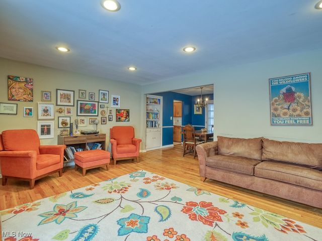 22370 Bartlett Drive, Rocky River, OH 44116