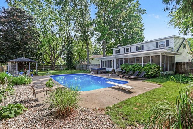 5323 Rugby Street, Portage, MI 49024