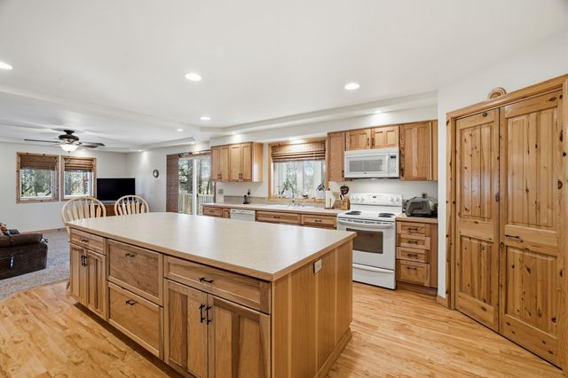 717 W Antler Rd, Deer Park, WA 99006