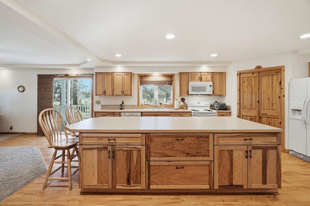 717 W Antler Rd, Deer Park, WA 99006