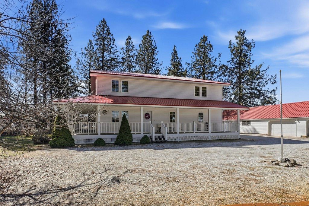 717 W Antler Rd, Deer Park, WA 99006