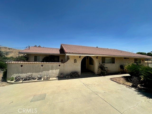 15160 Barcroft, Lake Hughes, CA 93532