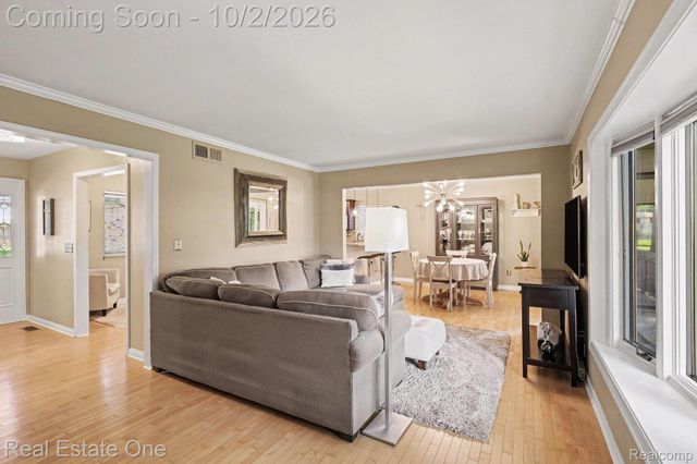2341 Topaz Drive, Troy, MI 48085