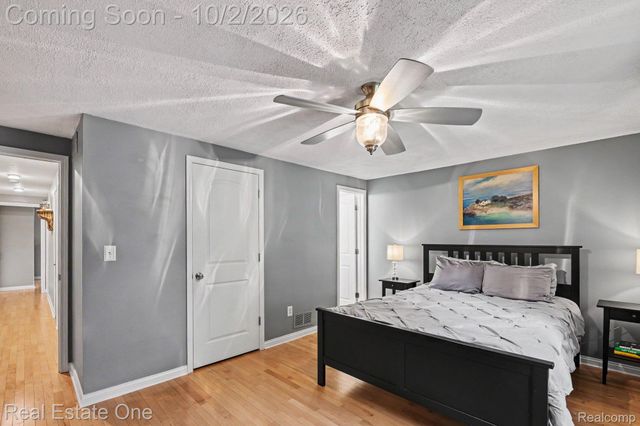 2341 Topaz Drive, Troy, MI 48085