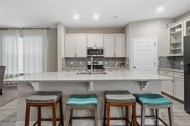 205 ABERDEEN STREET, Davenport, FL 33896