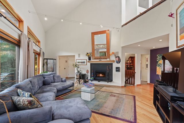 198 East Middle Patent Road, Stamford, CT 06831