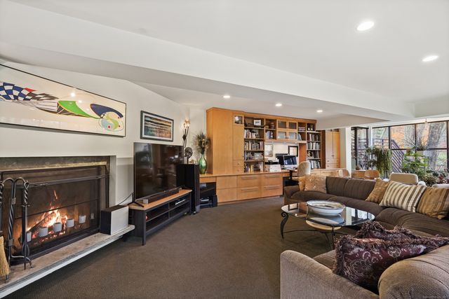 198 East Middle Patent Road, Stamford, CT 06831