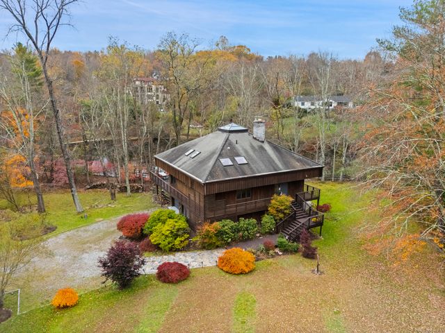 198 East Middle Patent Road, Stamford, CT 06831