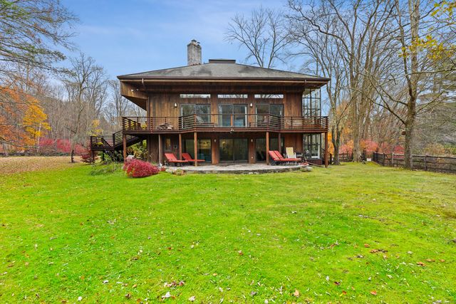 198 East Middle Patent Road, Stamford, CT 06831