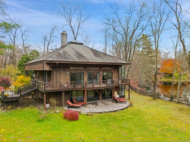 198 East Middle Patent Road, Stamford, CT 06831