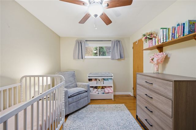 3138 Woodridge Dr, Whitehall, PA 15227