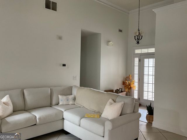 422 Stillwood Drive, Newnan, GA 30265