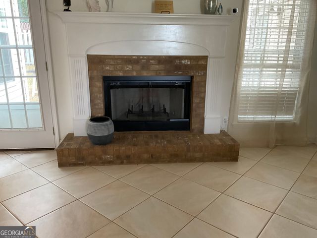 422 Stillwood Drive, Newnan, GA 30265