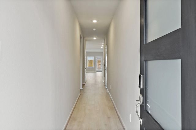 12039 Meandering Stream Drive, Baytown, TX 77523