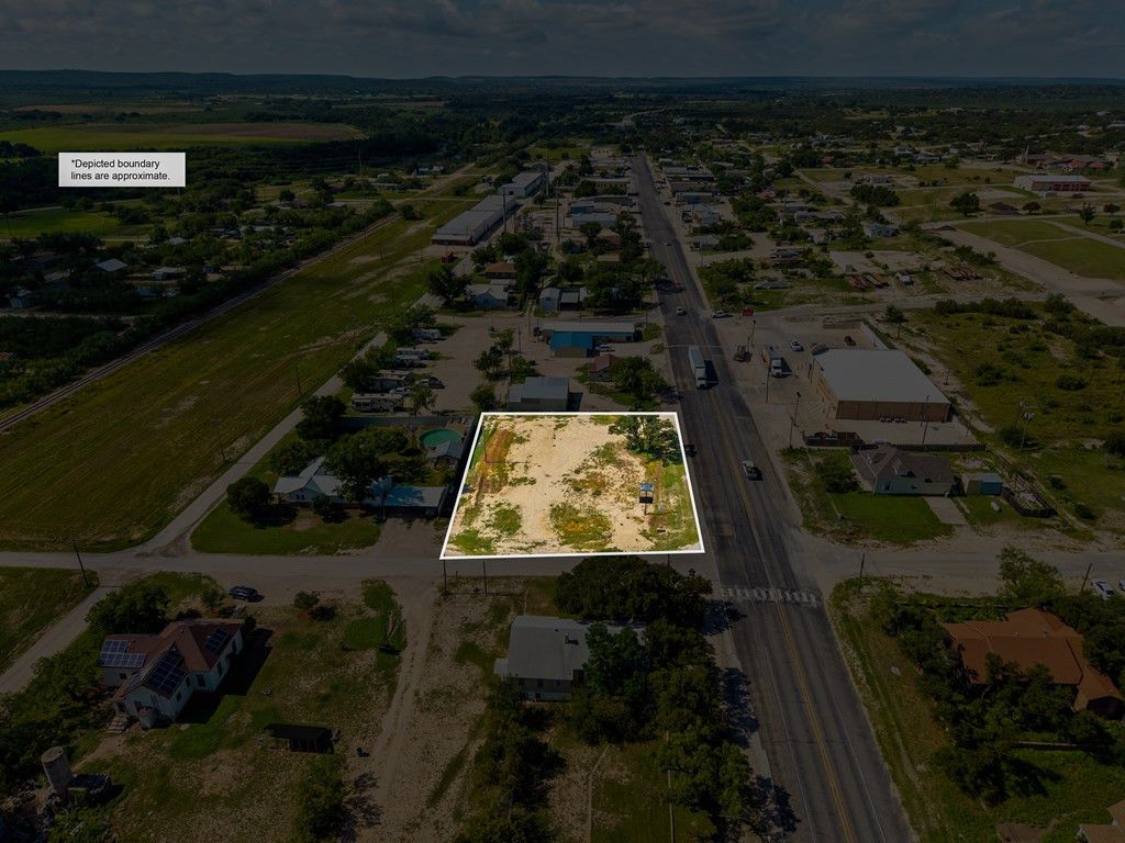 Image 10 of property listing at 0 Broadway Street, Mertzon, TX 76941