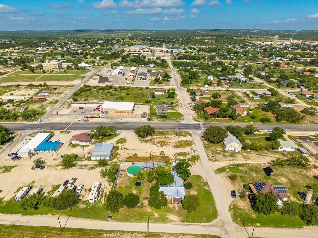 Image 12 of property listing at 0 Broadway Street, Mertzon, TX 76941