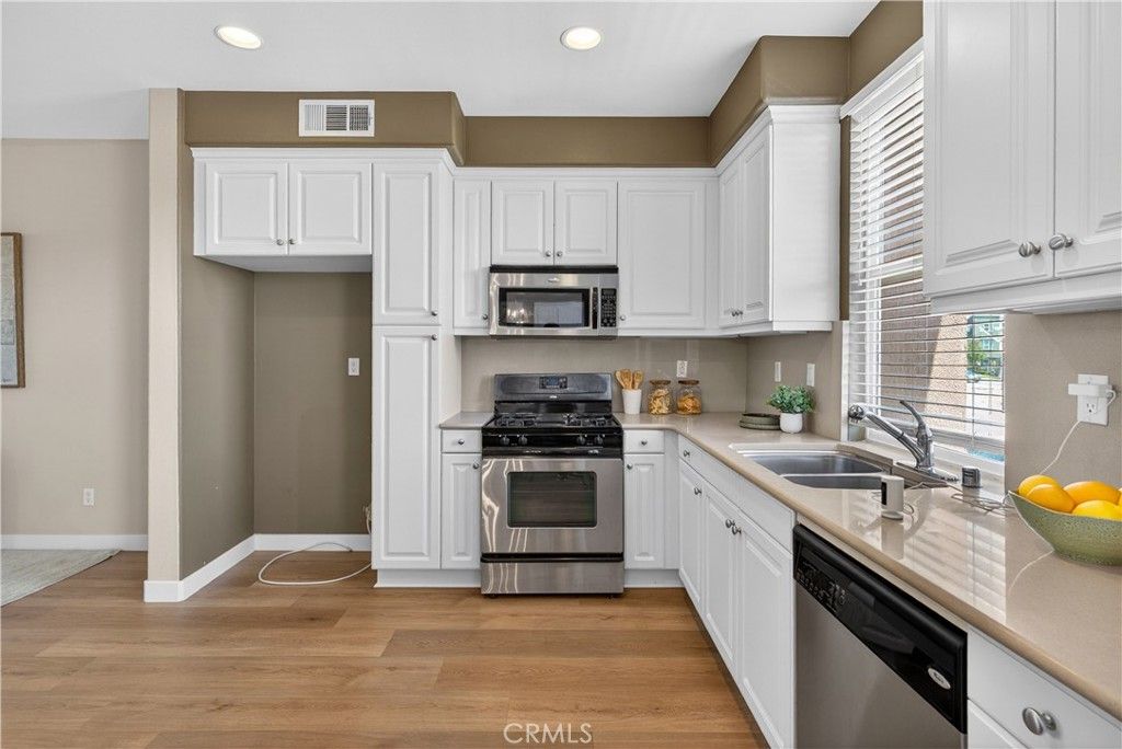 Image 12 of property listing at 217 W Zinfandel, Covina, CA 91723