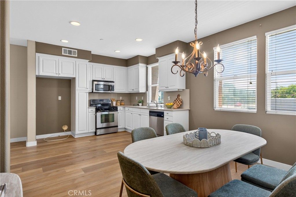 Image 16 of property listing at 217 W Zinfandel, Covina, CA 91723
