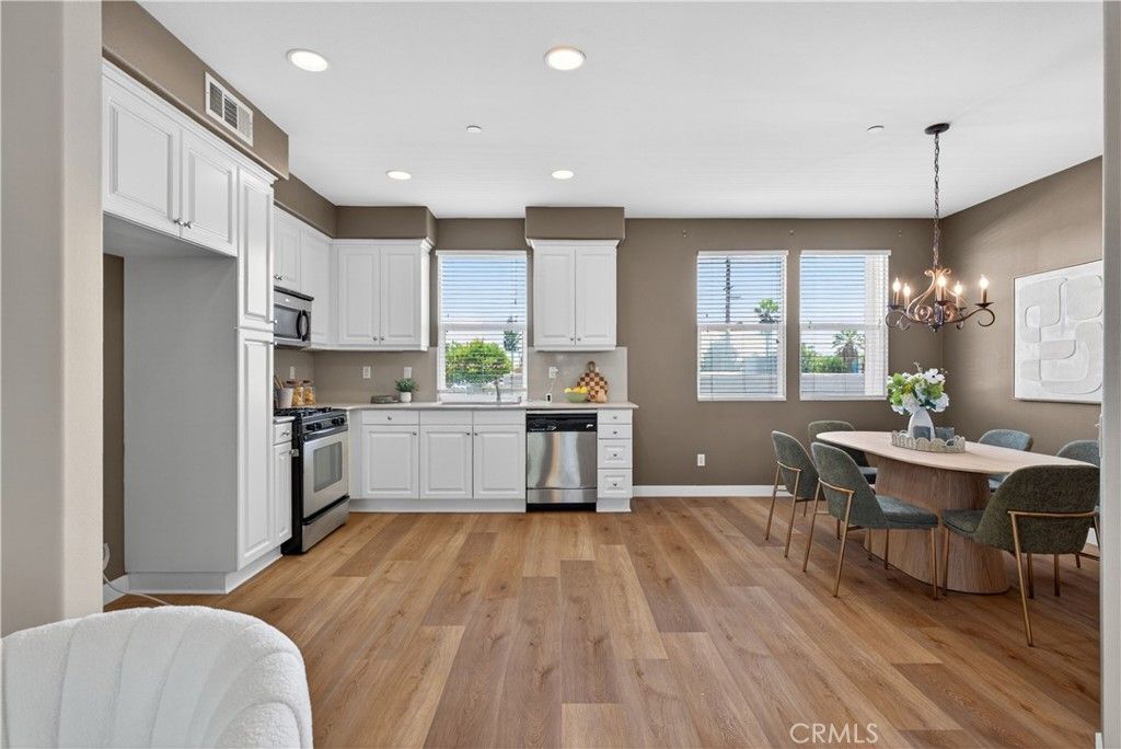 Image 18 of property listing at 217 W Zinfandel, Covina, CA 91723