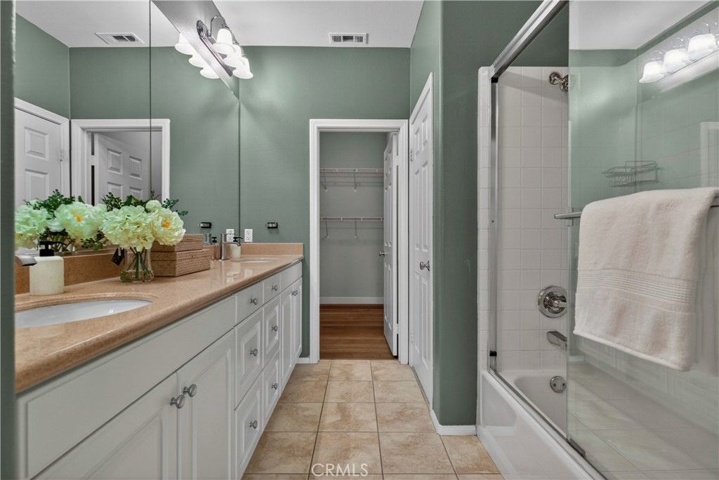 Image 28 of property listing at 217 W Zinfandel, Covina, CA 91723