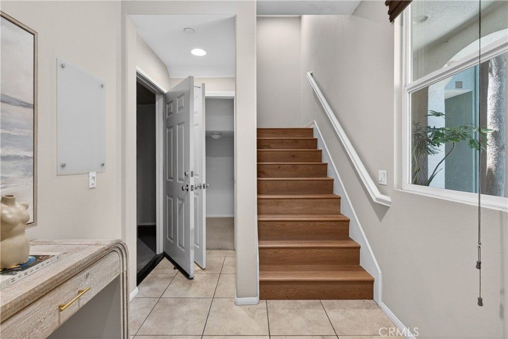 Image 6 of property listing at 217 W Zinfandel, Covina, CA 91723