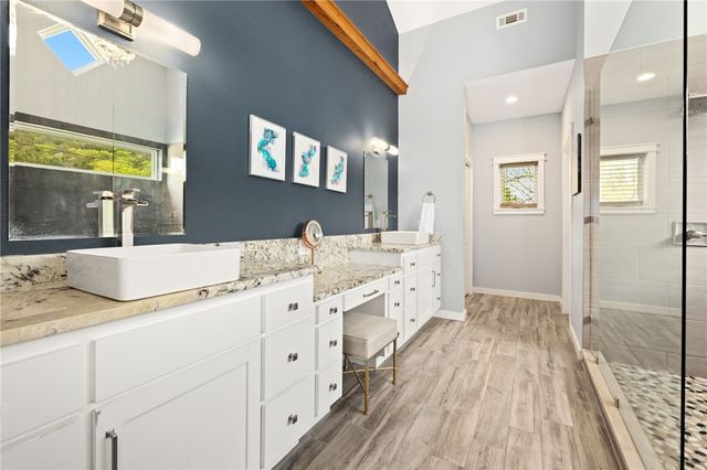 95 Bella Vista Road, Berryville, AR 72616