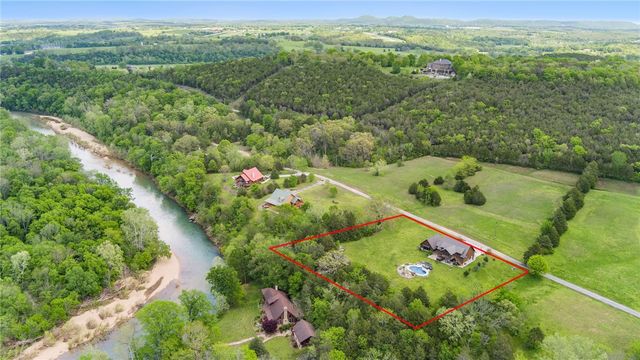 95 Bella Vista Road, Berryville, AR 72616