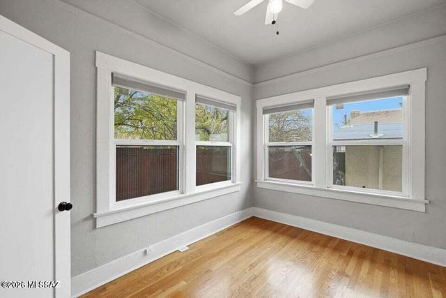1245 N 1st Avenue, Tucson, AZ 85719