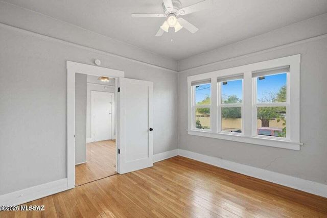 1245 N 1st Avenue, Tucson, AZ 85719