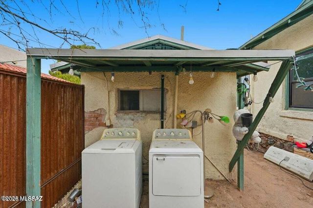 1245 N 1st Avenue, Tucson, AZ 85719
