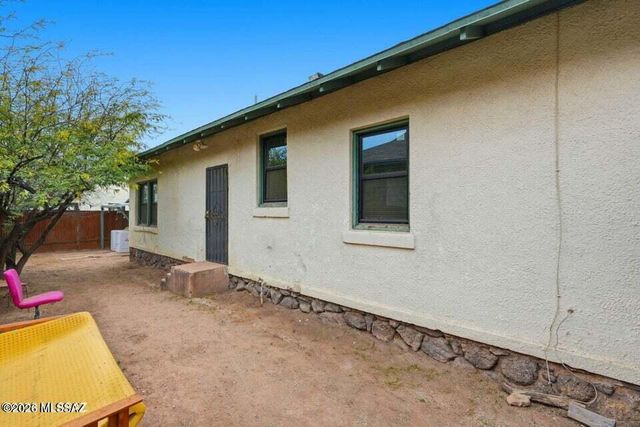 1245 N 1st Avenue, Tucson, AZ 85719