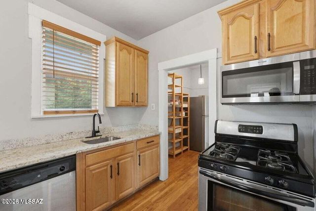 1245 N 1st Avenue, Tucson, AZ 85719