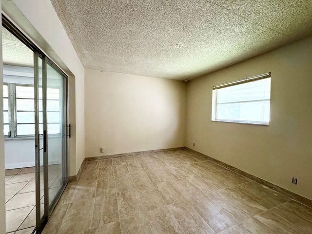 4603 NW 49th Street, Tamarac, FL 33319