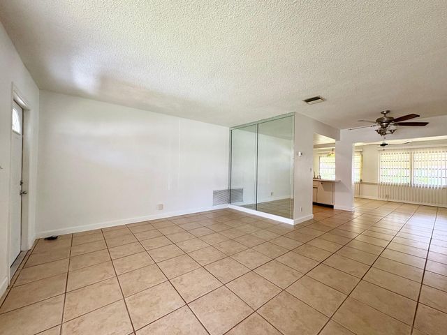 4603 NW 49th Street, Tamarac, FL 33319