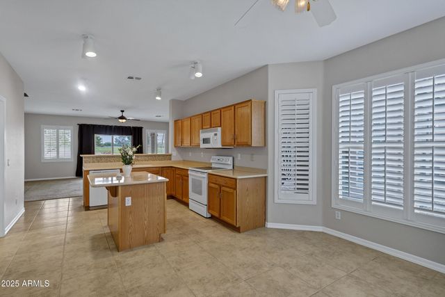 6103 S Huachuca Way, Chandler, AZ 85249