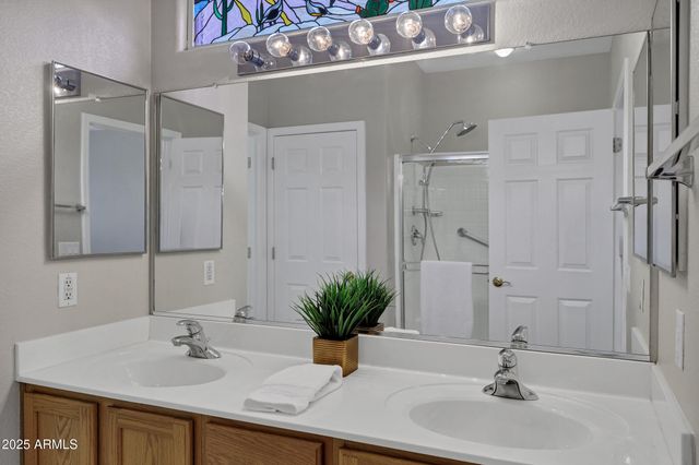 6103 S Huachuca Way, Chandler, AZ 85249