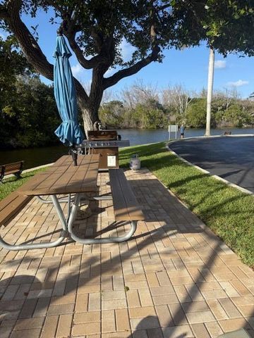 1319 E Hillsboro Boulevard 412, Deerfield Beach, FL 33441