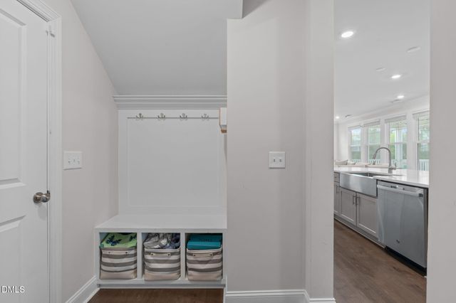 381 High Woods Ridge, Chapel Hill, NC 27517