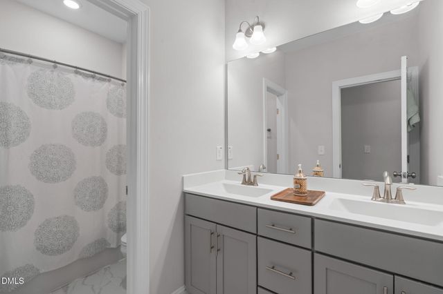 381 High Woods Ridge, Chapel Hill, NC 27517