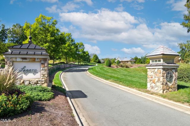 381 High Woods Ridge, Chapel Hill, NC 27517