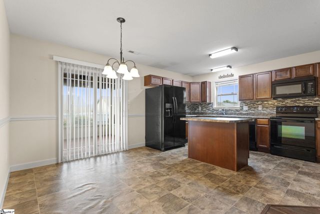 640 Clarion Court, Boiling Springs, SC 29316