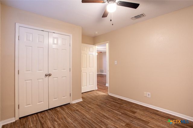 508 Queenswood Trail, Victoria, TX 77901