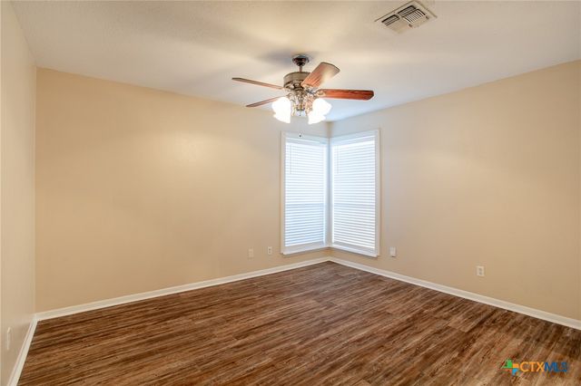 508 Queenswood Trail, Victoria, TX 77901