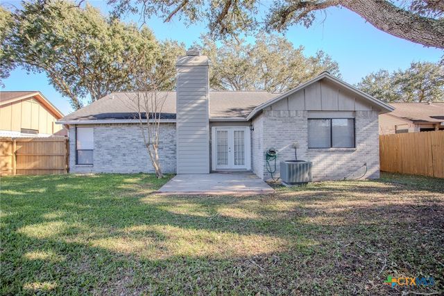 508 Queenswood Trail, Victoria, TX 77901